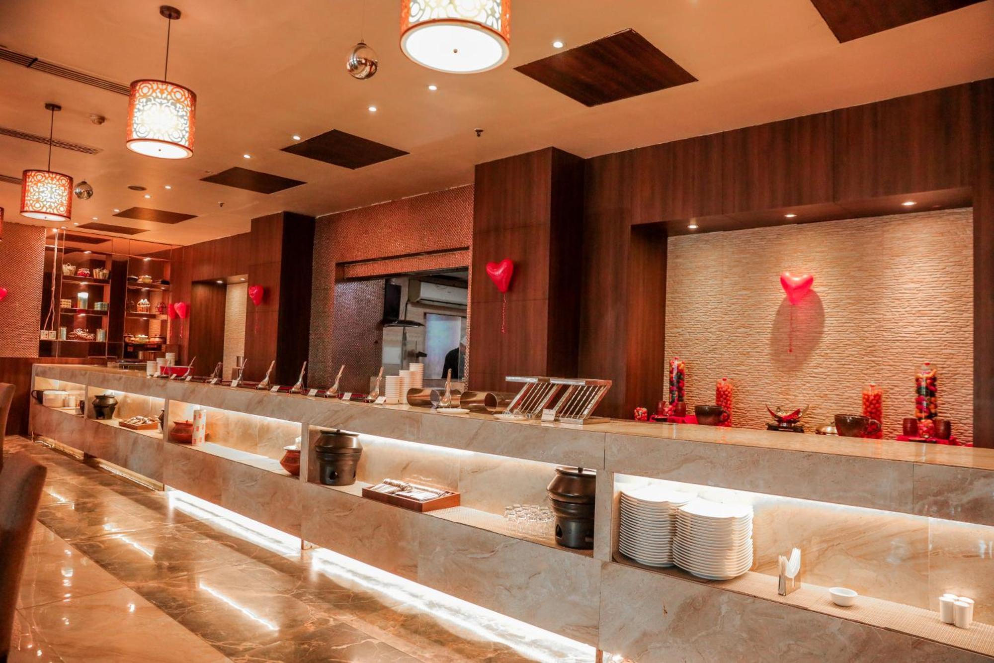 Bravura Gold Resort Meerut Exterior photo