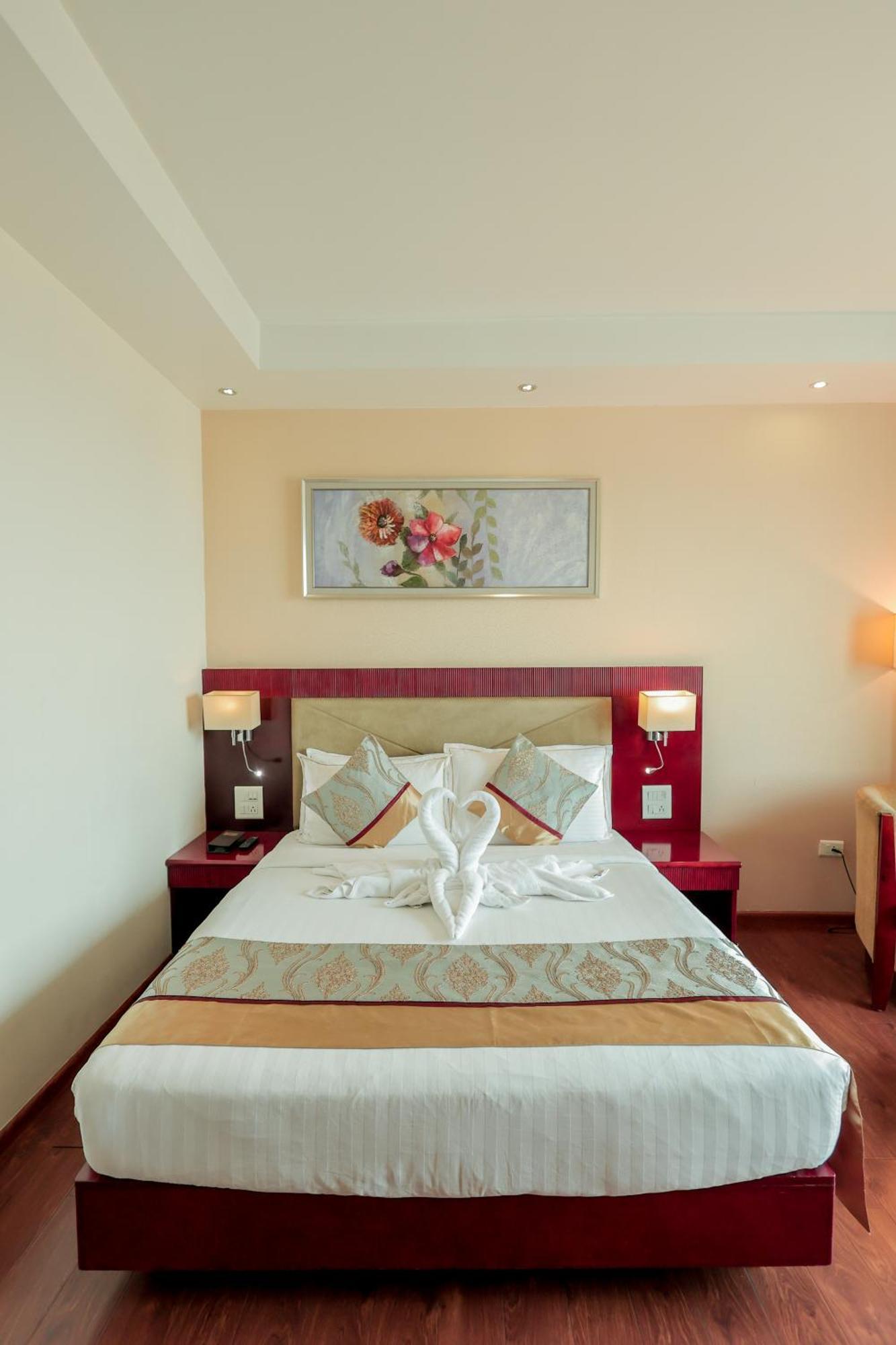 Bravura Gold Resort Meerut Exterior photo