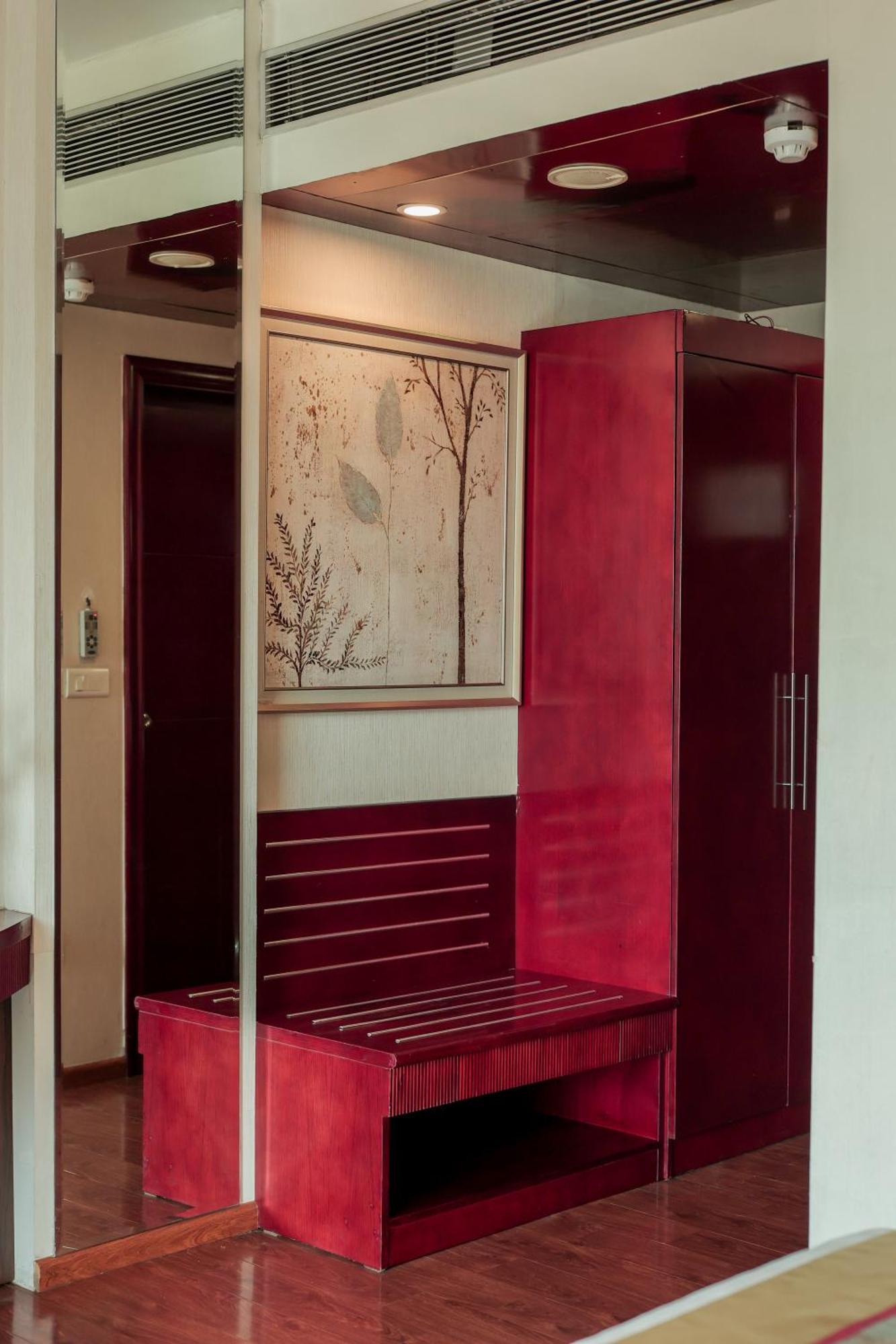 Bravura Gold Resort Meerut Exterior photo
